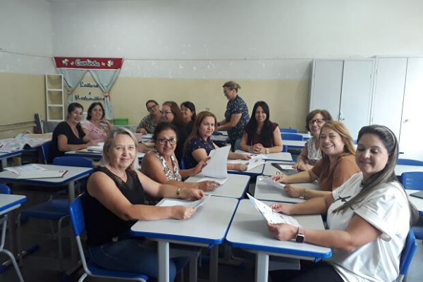 Rede estadual de ensino realiza semana de planejamento escolar e formação do Currículo Referência de Minas Gerais